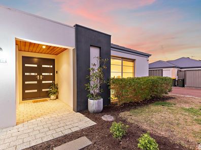 16 Bitalli Bend, Byford WA 6122