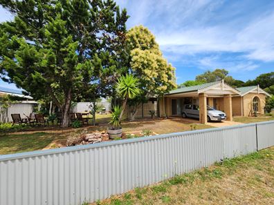 2 Leeward Close, Safety Bay WA 6169