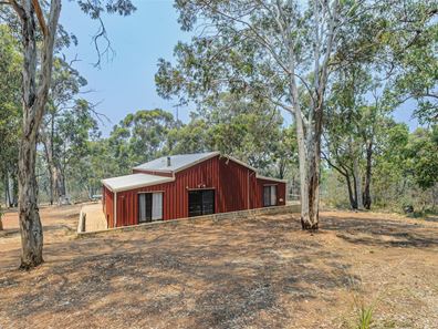 260 Almond Avenue, Bakers Hill WA 6562