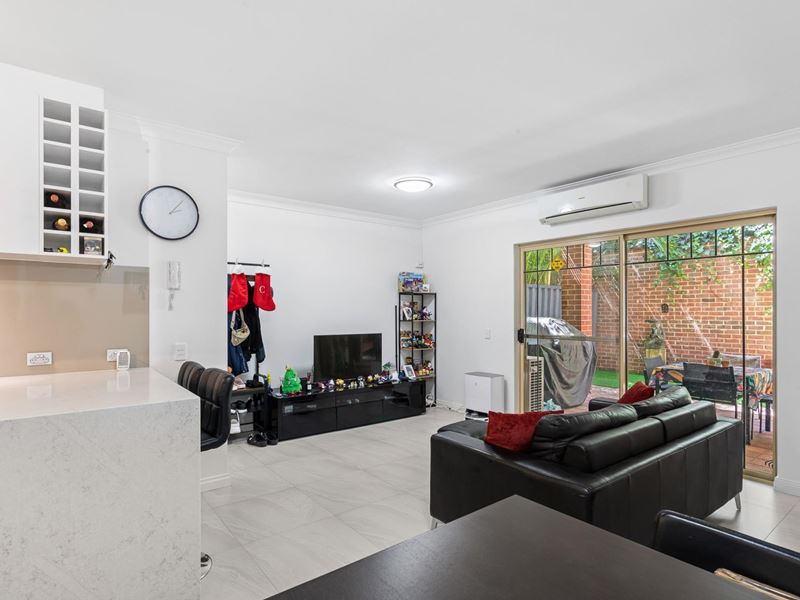 8/48 Wellington Street, East Perth