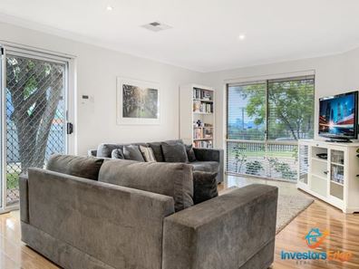 14B Kylie Way, Kingsley WA 6026