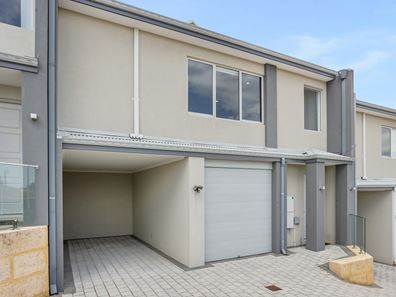 2/553 Beach Road, Duncraig WA 6023