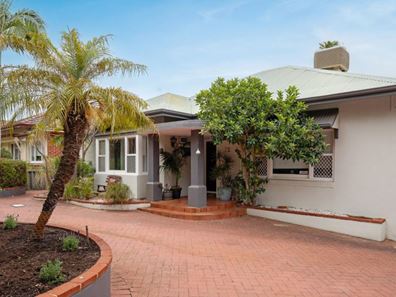 32 Alderbury Street, Floreat WA 6014