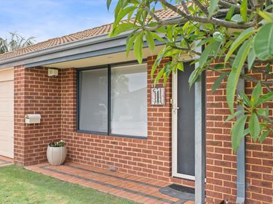 11 Edgbaston Crecent, Port Kennedy WA 6172