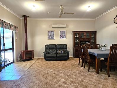 37 Jones Street, Kondinin WA 6367