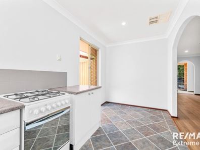 54 Dealy Close, Cannington WA 6107