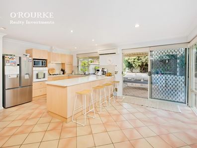 11 Duffield Grove, Carine WA 6020