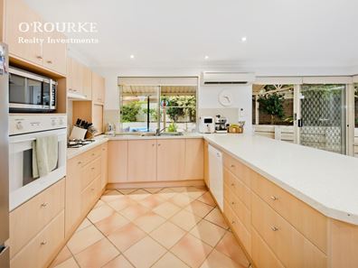 11 Duffield Grove, Carine WA 6020