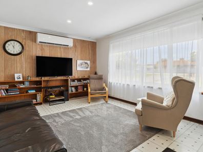 98 Calume Street, Hillman WA 6168