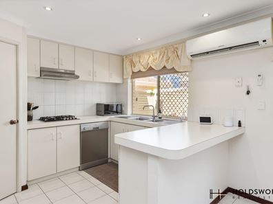4/8-10 Walga Court, Yokine WA 6060