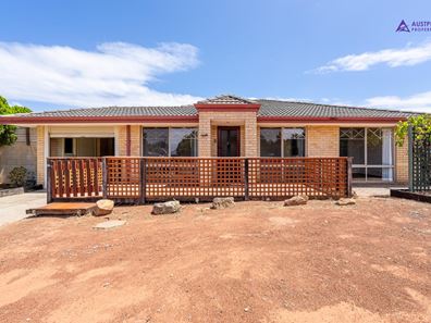 8 Bayonne Gardens, Port Kennedy WA 6172