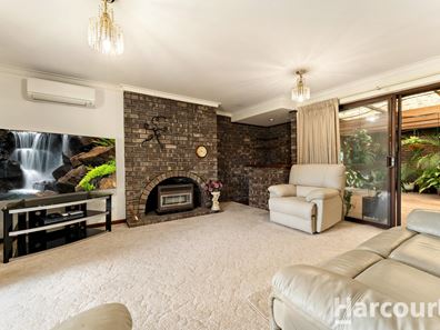 1 Comet Street, Dudley Park WA 6210