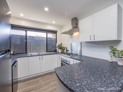 72 Balanus Way, Heathridge WA 6027