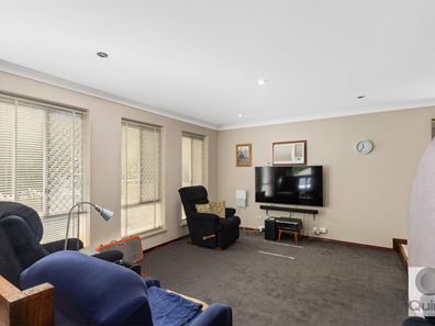 12 Gallant Way, Lynwood WA 6147