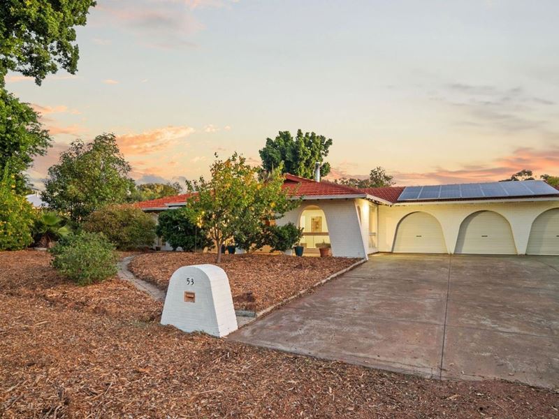53 Connor Road, Lesmurdie WA 6076