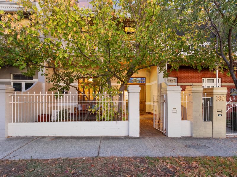 182 Lake Street, Perth
