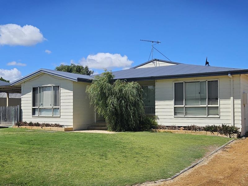 5 Sanchez Court, Cervantes WA 6511