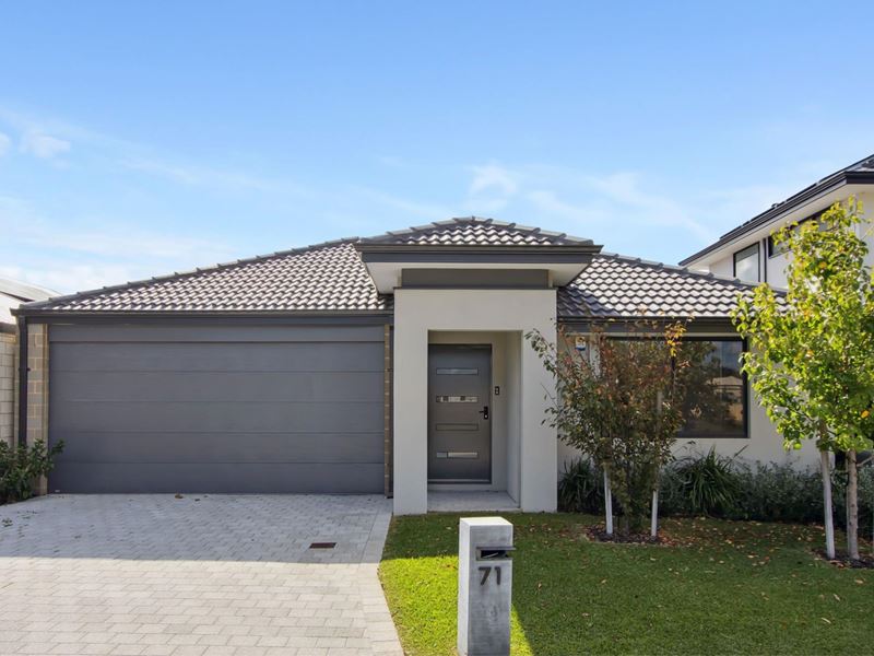 71 Ladybower Vista, Aveley