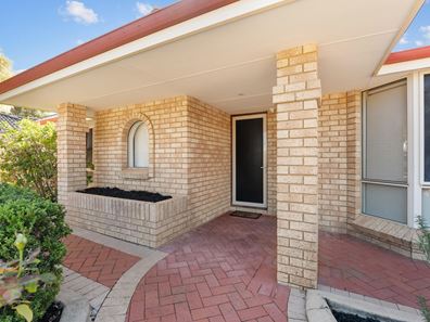 8 Menton Place, Secret Harbour WA 6173
