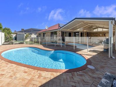 9 Castleton Way, Canning Vale WA 6155