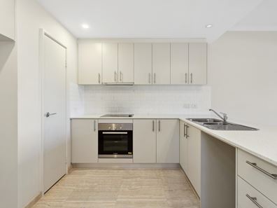 17/42 Mclarty Avenue, Joondalup WA 6027