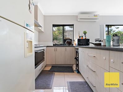 73B Thornlie Avenue, Thornlie WA 6108