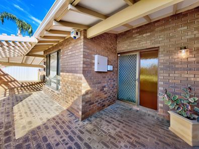 8 Gough Place, Noranda WA 6062