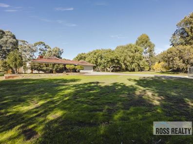 7 Fergusson Close, West Swan WA 6055