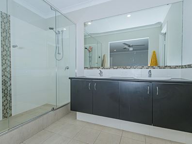 55 Kimberley Street, Bullsbrook WA 6084