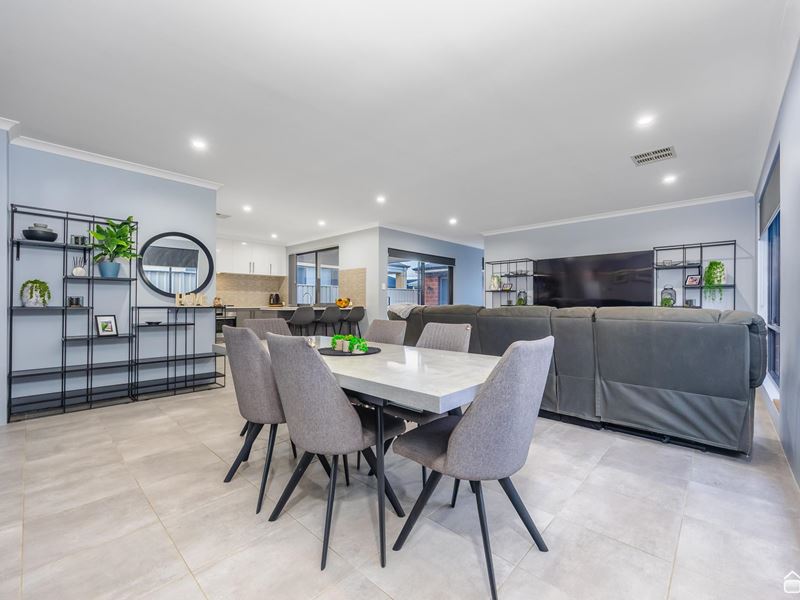 45 Baggot Road, Hilbert