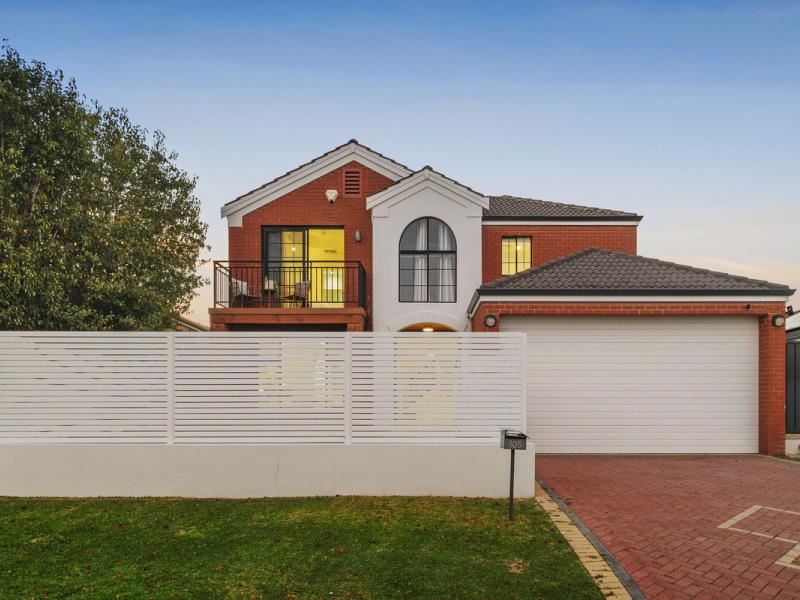 105 Cook Avenue, Hillarys WA 6025