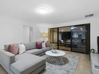 42 Paterson Road, Kewdale WA 6105