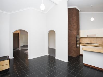 5 Hurrey Place, Beechboro WA 6063