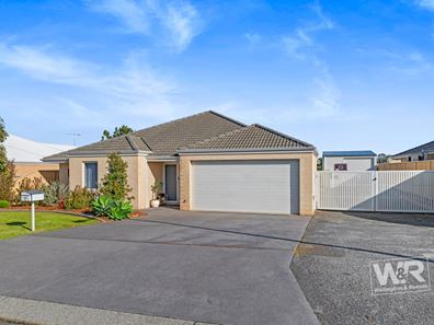11 Mears Road, Yakamia WA 6330