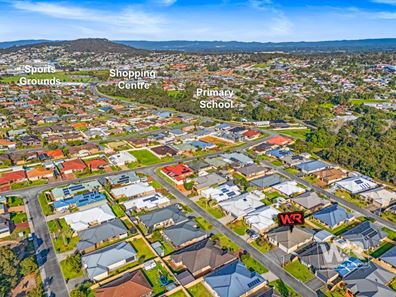 11 Mears Road, Yakamia WA 6330