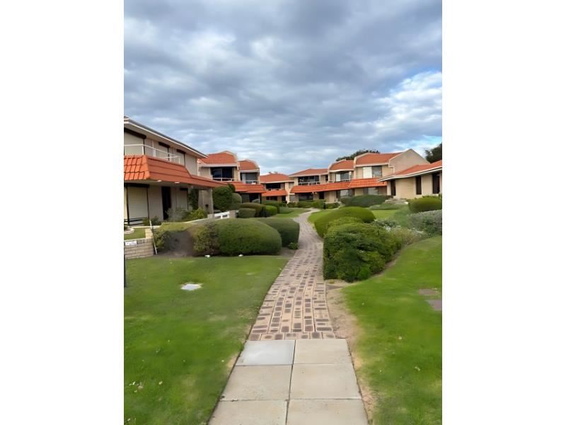 3/81 Esplanade, Rockingham WA 6168