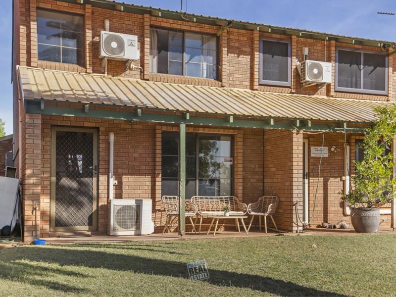 3/2 Sun Court, Millars Well WA 6714