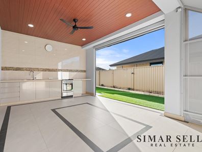 96 Castlewood Parkway, Southern River WA 6110