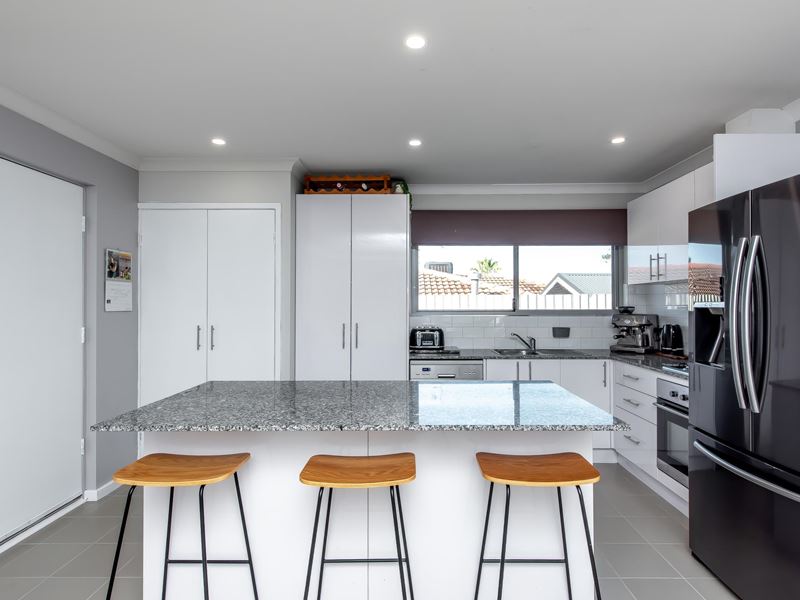 2 Fantome Road, Craigie WA 6025