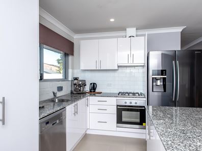 2 Fantome Road, Craigie WA 6025