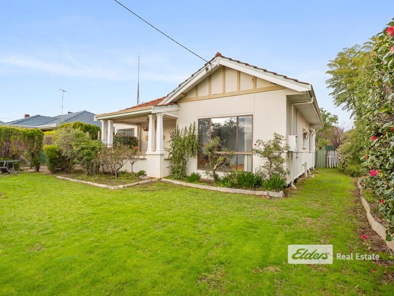 5 Buckby Road, Harvey WA 6220