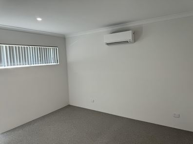27 Edenvale Drive, Hilbert WA 6112