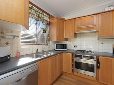 5/45 Robert Street, Como WA 6152