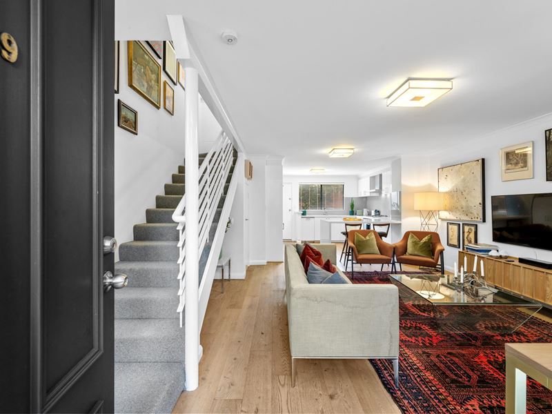 9/27 Burns Street, North Fremantle WA 6159