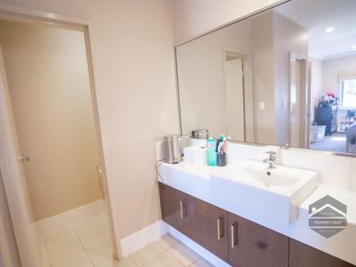8 Lapwing Way, South Hedland WA 6722