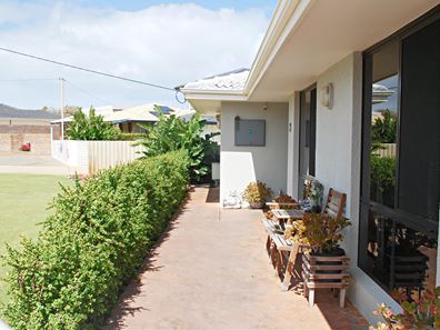 21 Nigel Crescent, Tarcoola Beach WA 6530