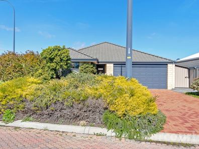 1 Winnipeg Terrace, Wanneroo WA 6065