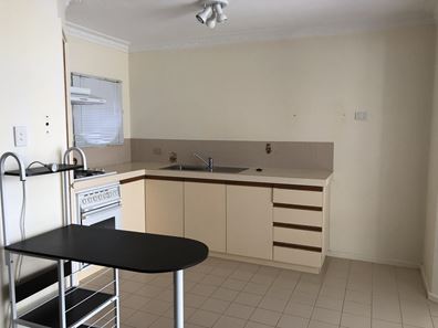 2/15 Gibson Street, Mandurah WA 6210