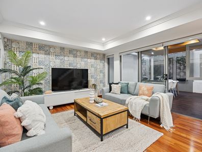 4 Tennyson Street, Leederville WA 6007