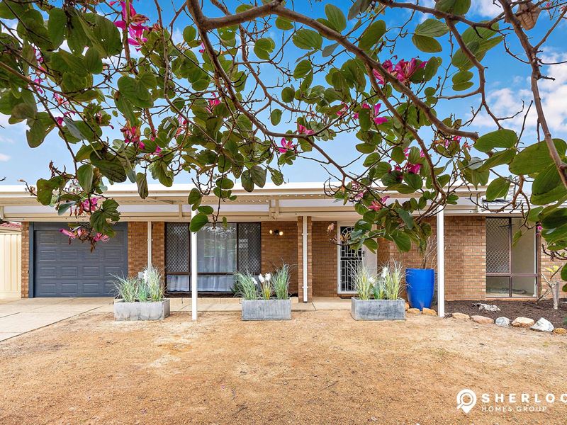 17 Hemingway Drive, Camillo WA 6111
